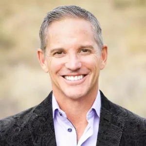 Dr. Daniel Pompa​