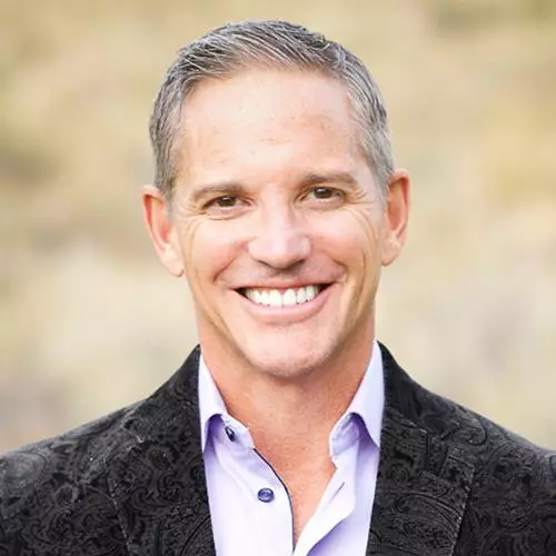 Dr. Daniel Pompa​